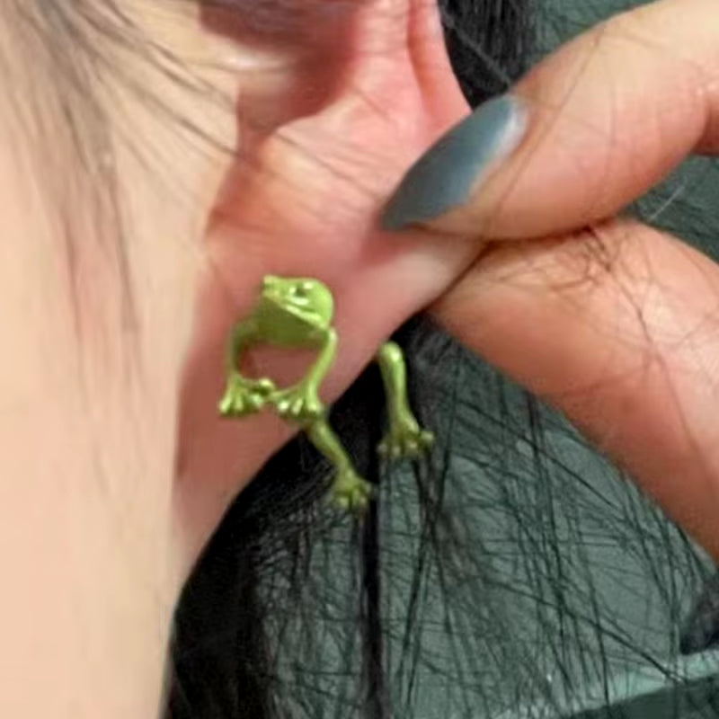 Gothic Green Frog Earrings for Women Girls Fashion Vintage Piercing Ear Studs Aesthetics Y2K Jewelry Accessories Wholesale